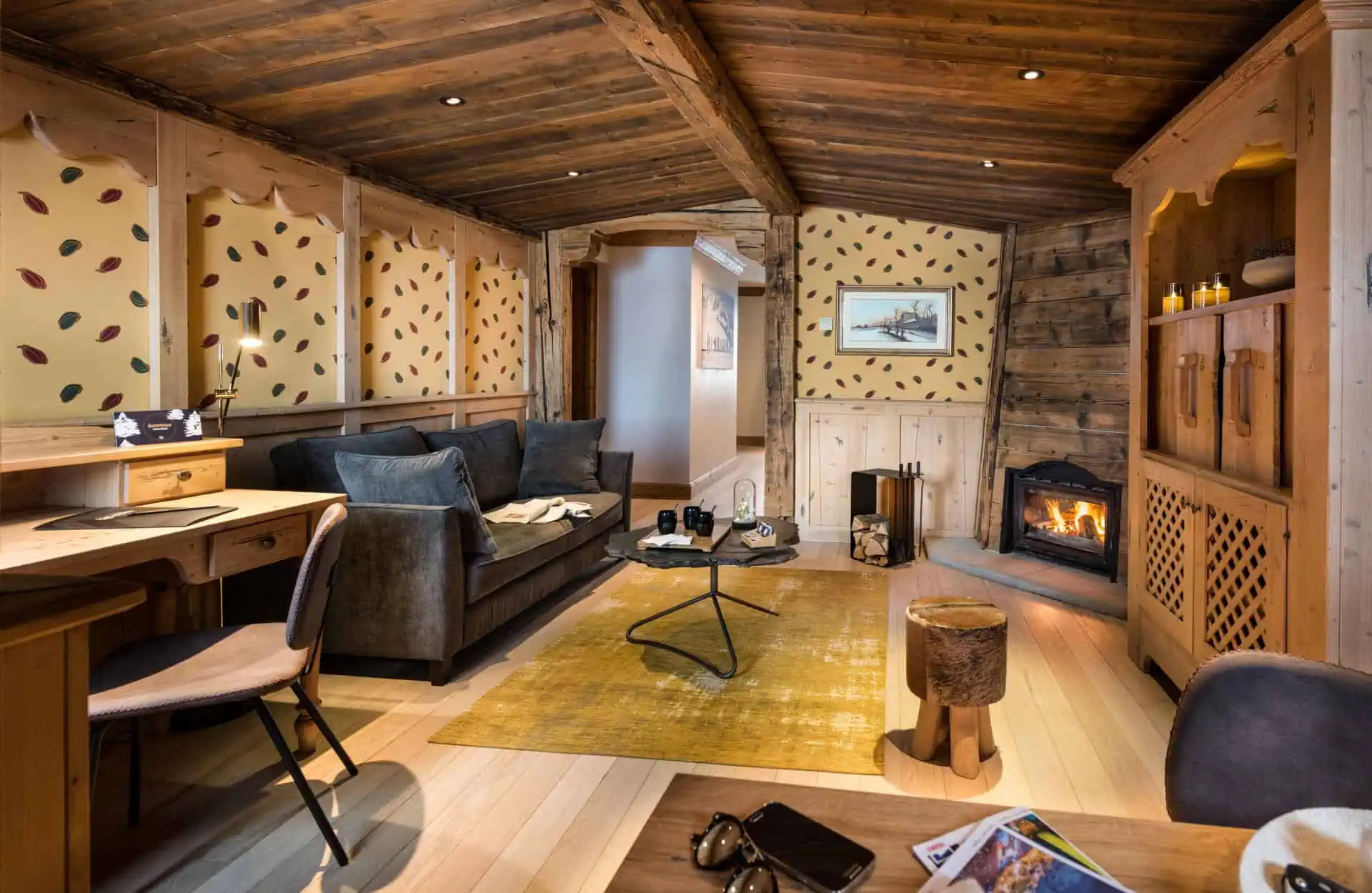 Montana Tignes Suite - Living Room Suites